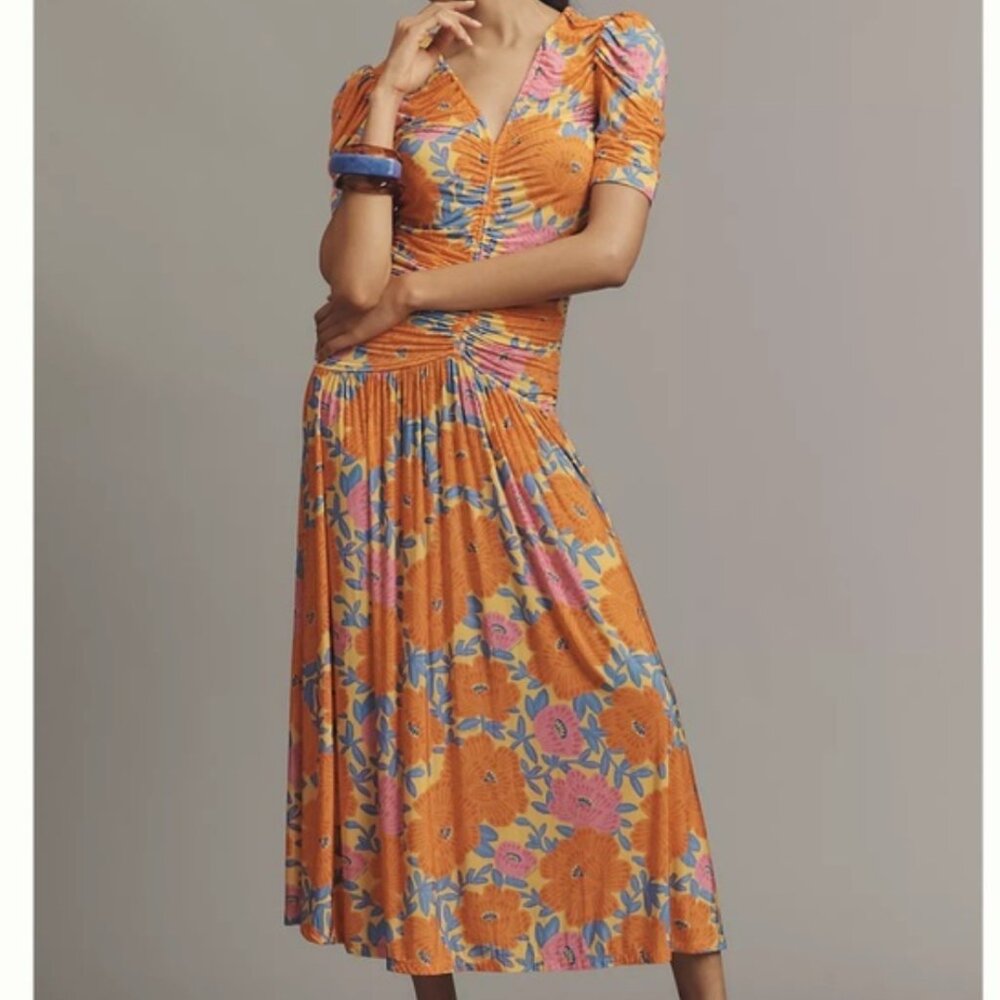 Farm Rio orange stretchy dress short sleeve, Vneck midi